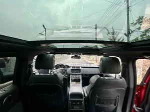 Land Rover Range Rover Sport HSE 4x4 (3.0L 6cyl 8A) 2016 Black