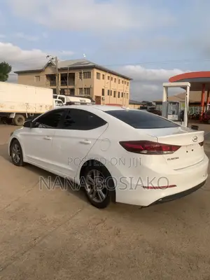 Hyundai Elantra 2017 White