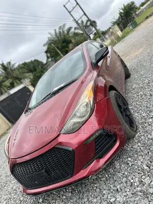 Hyundai Elantra SE 4dr Sedan (1.8L 4cyl 6A) 2015 Red