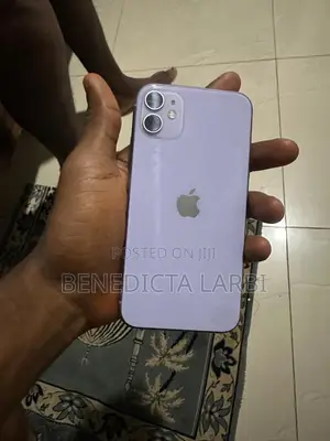 Apple iPhone 11 64 GB Purple