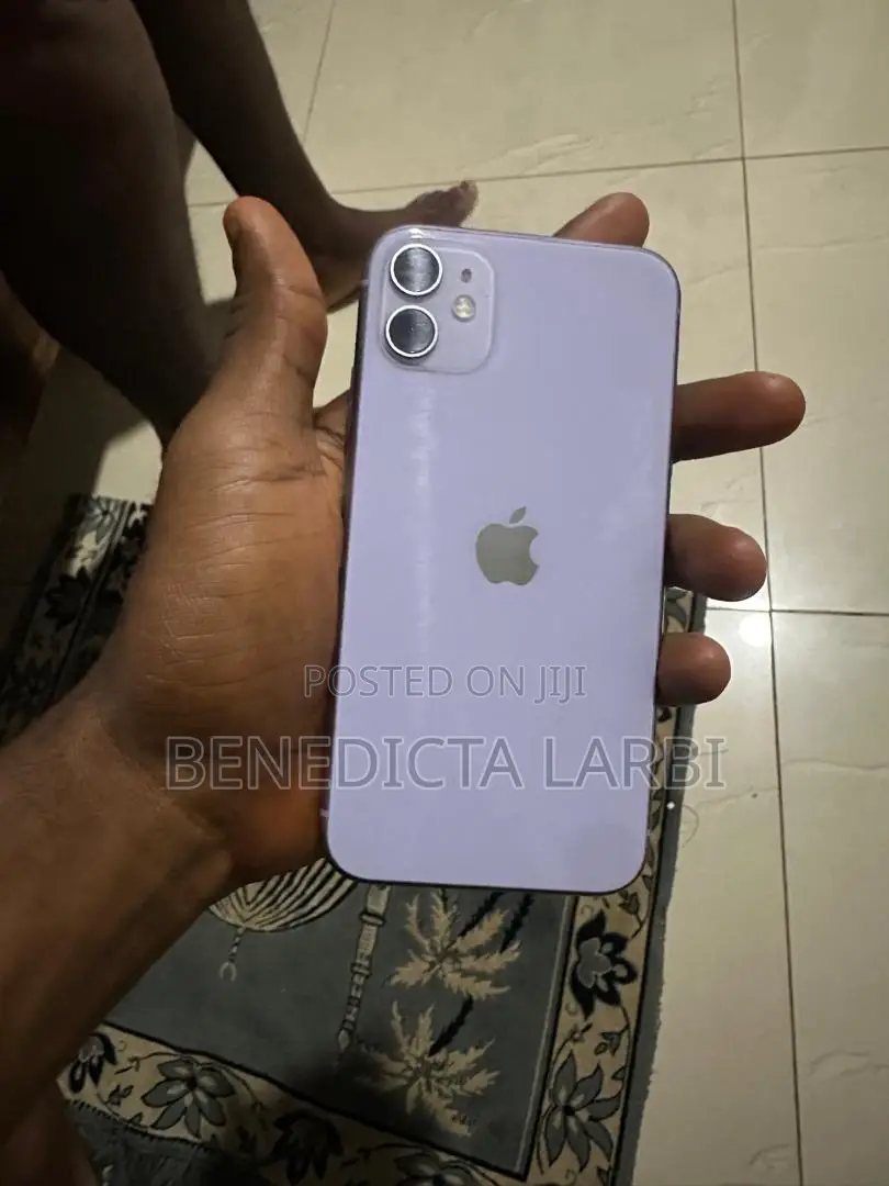 Apple iPhone 11 64 GB Purple