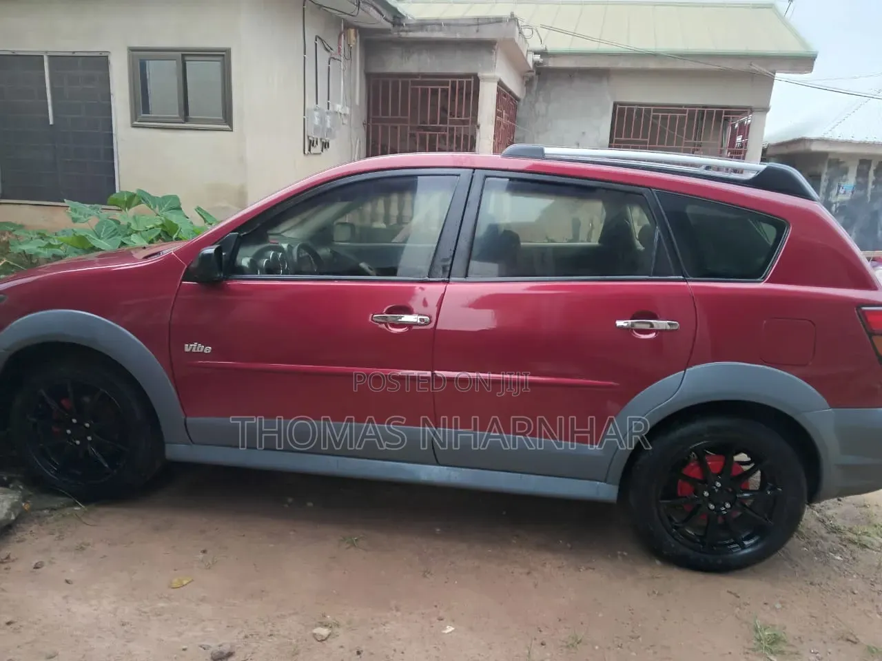 Pontiac Vibe 2010 Red