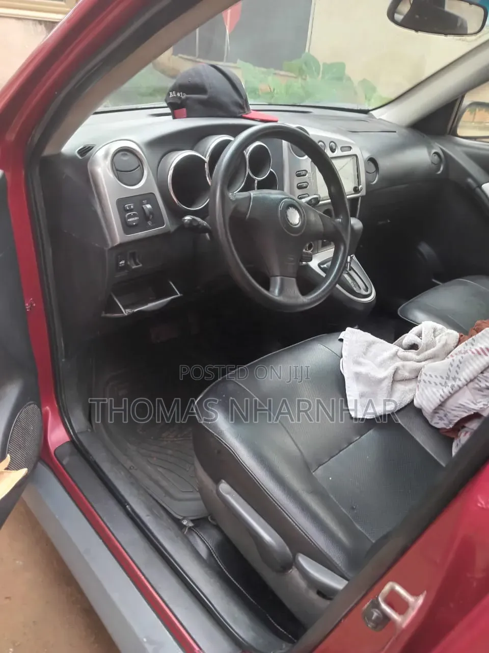 Pontiac Vibe 2010 Red