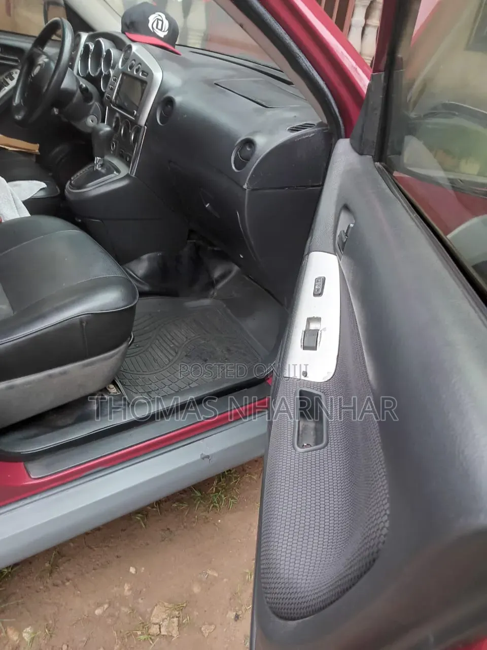 Pontiac Vibe 2010 Red