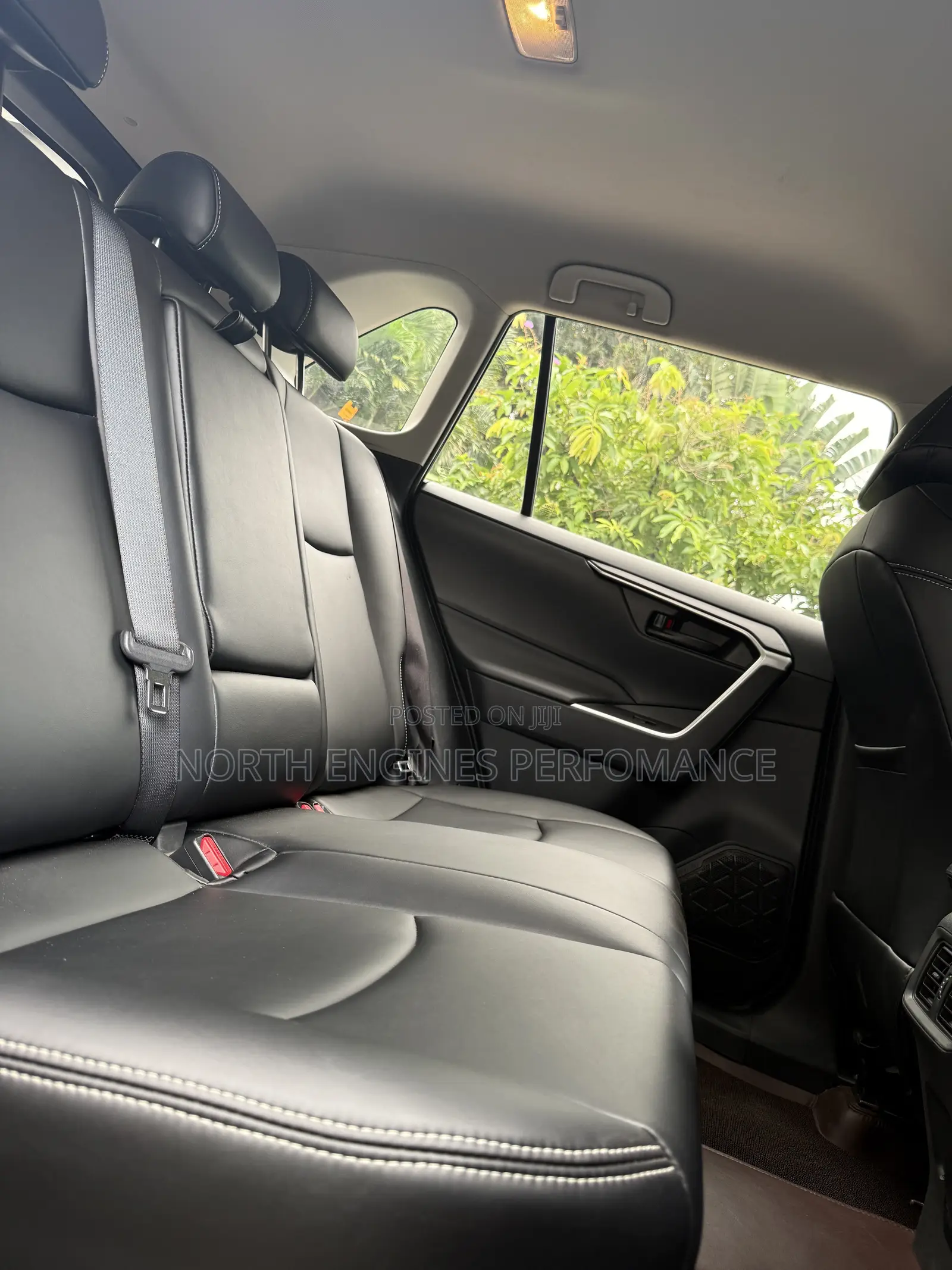 Toyota RAV4 XLE AWD 2024 Black