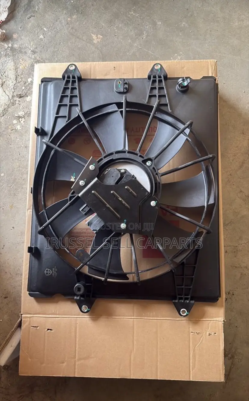 Honda Civic 16 Radiator Fan