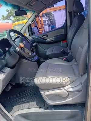 Hyundai Starex 2013 Grey