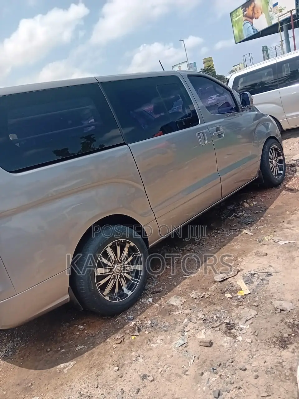 Hyundai Starex 2013 Grey