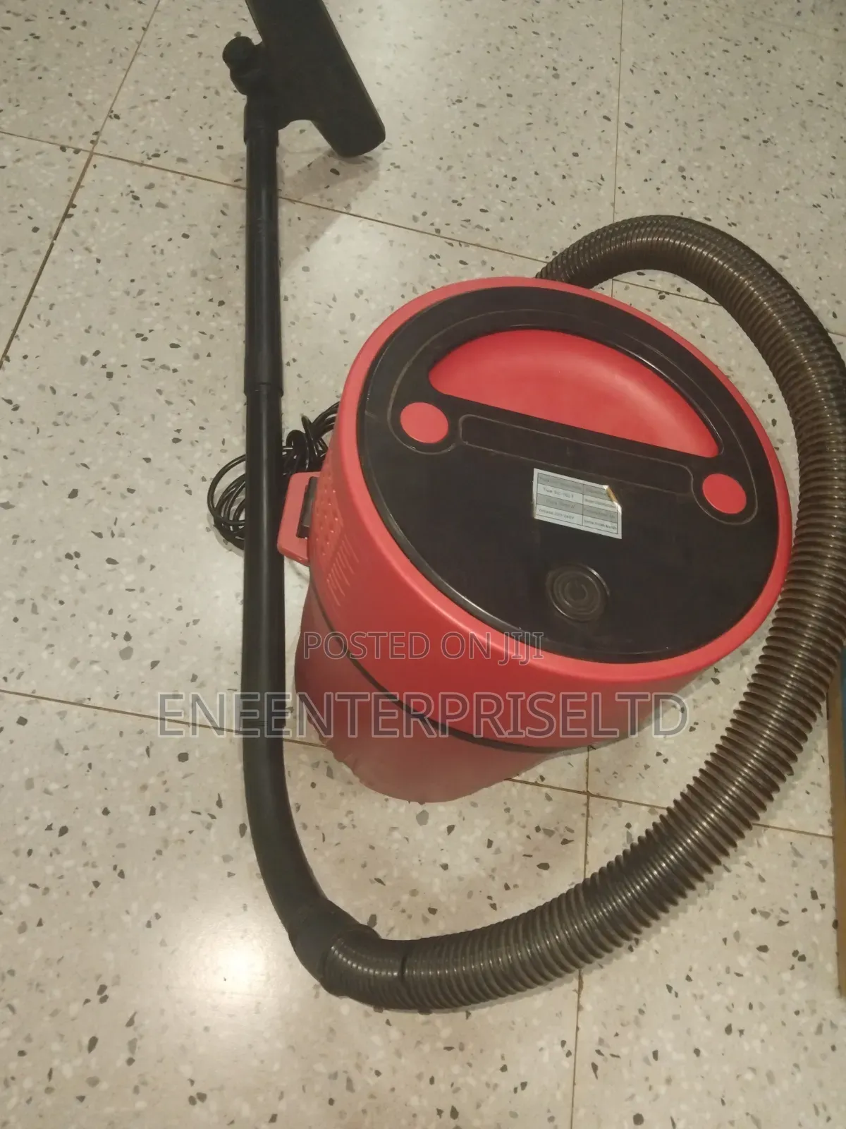 Slivers Criest Vacuum Cleaner For Sale