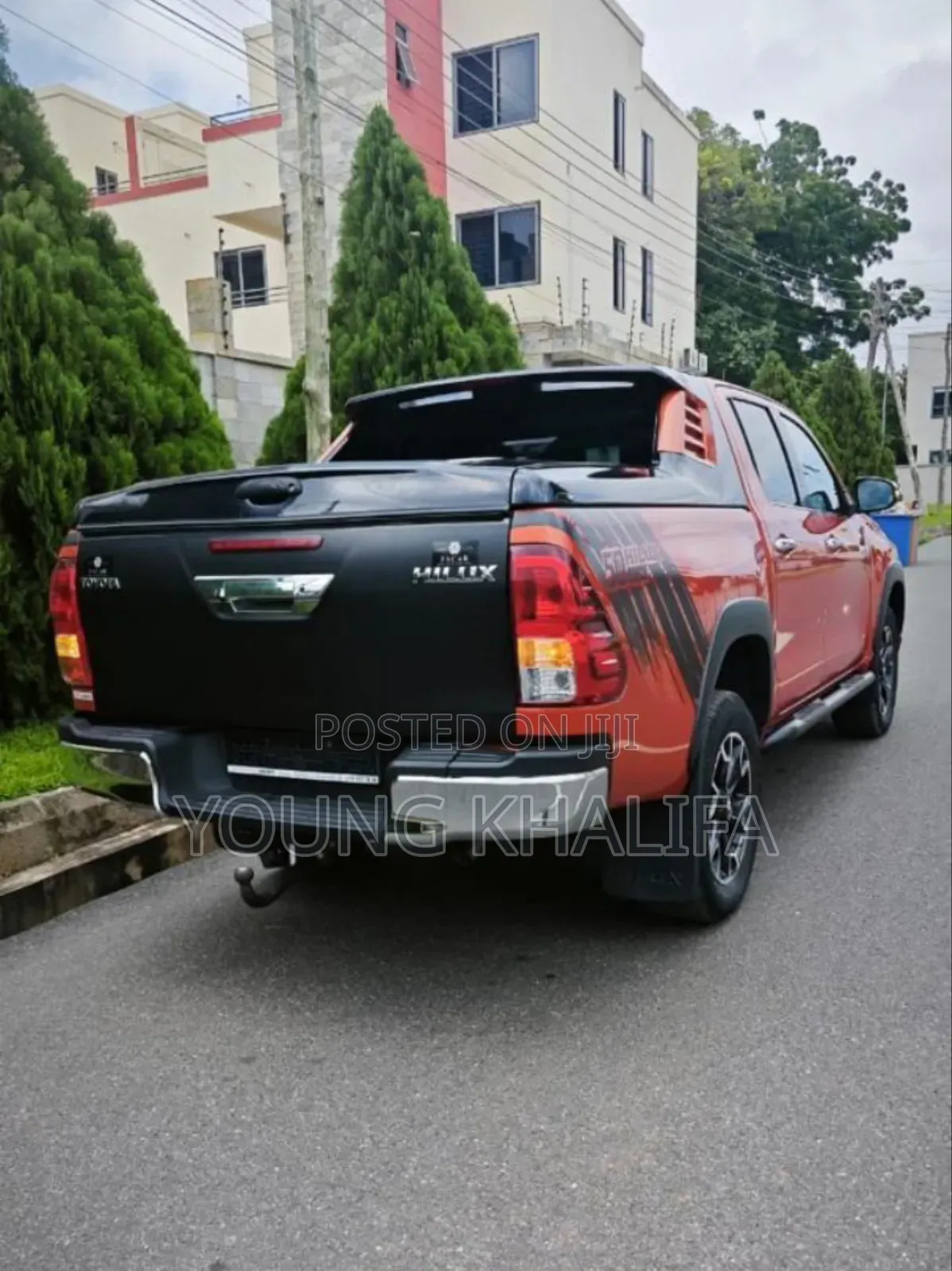Toyota Hilux 2020 Orange