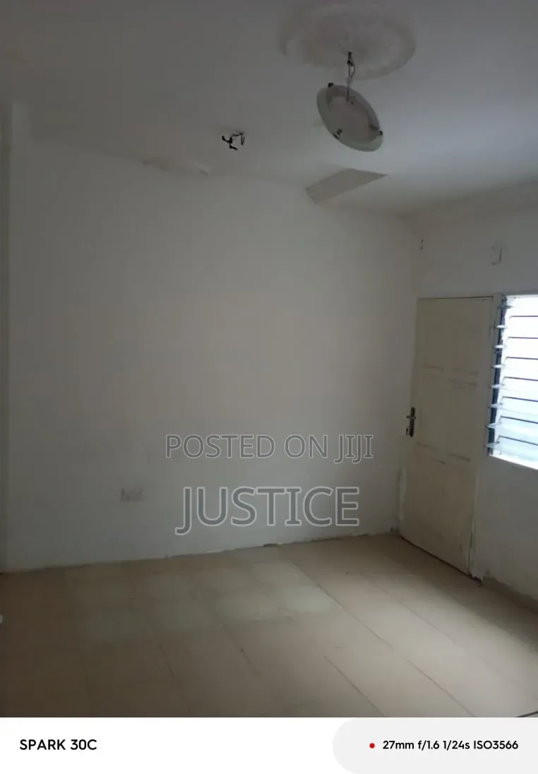 1bdrm Room & Parlour in Pantang, Boi for rent