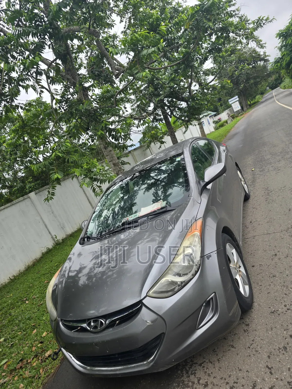 Hyundai Elantra 2013 Brown