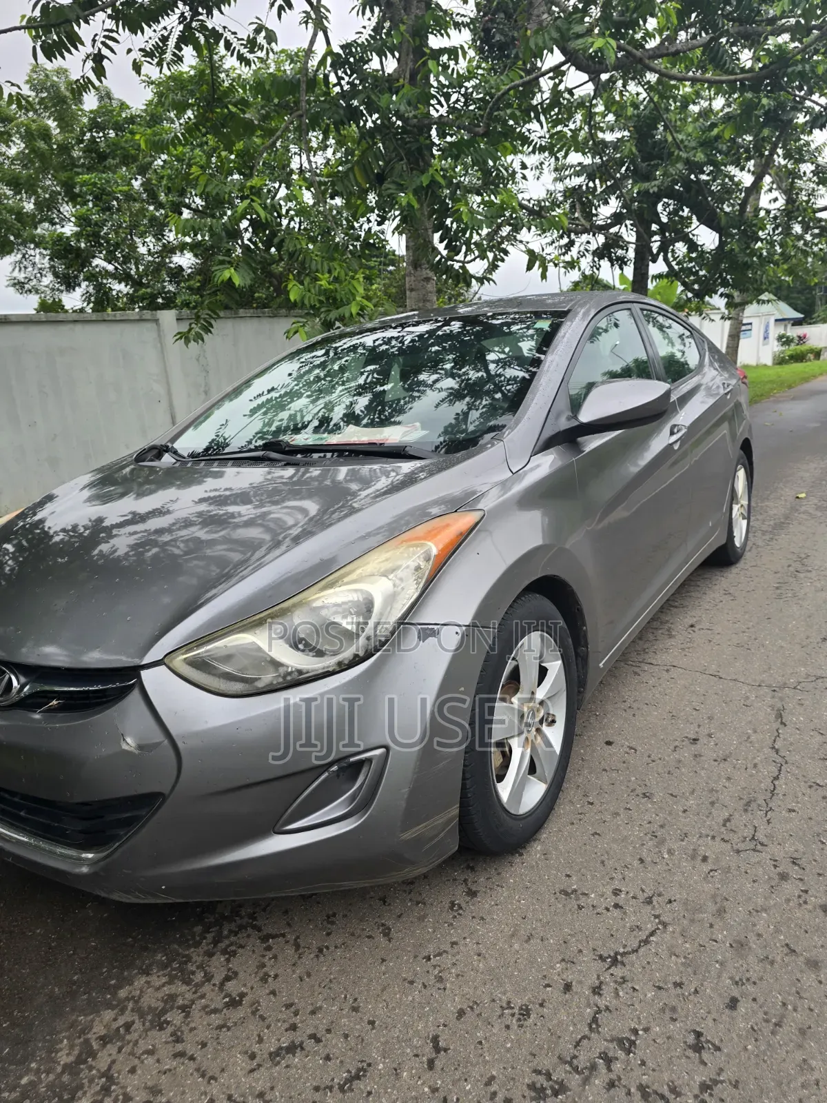 Hyundai Elantra 2013 Brown