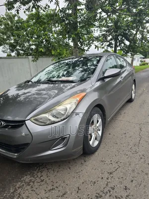 Hyundai Elantra 2013 Brown