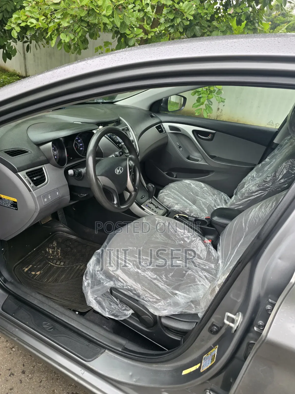 Hyundai Elantra 2013 Brown