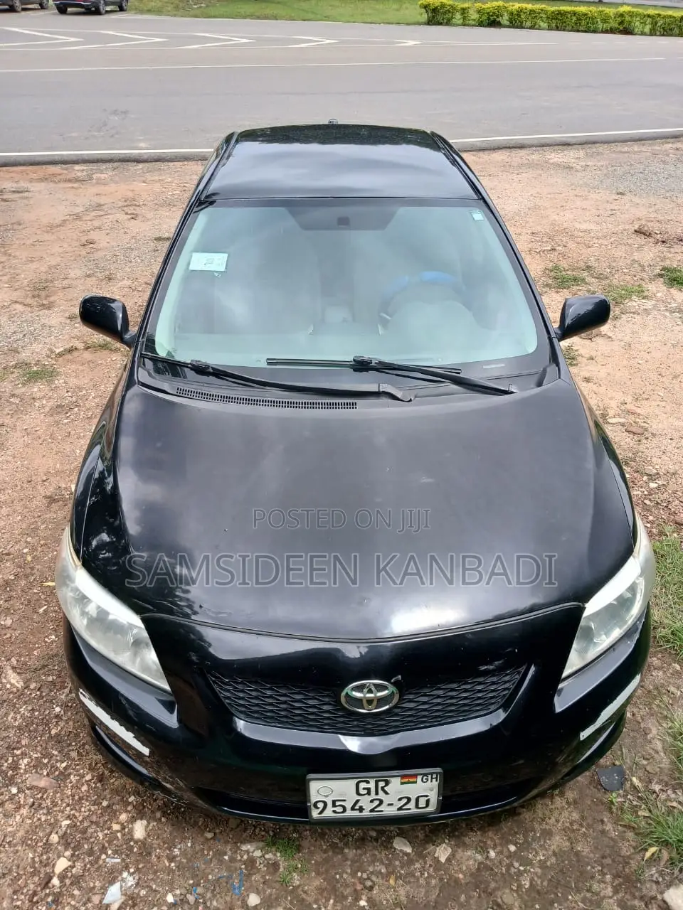 Toyota Corolla Base 4dr Sedan (1.8L 4cyl 5M) 2010 Black