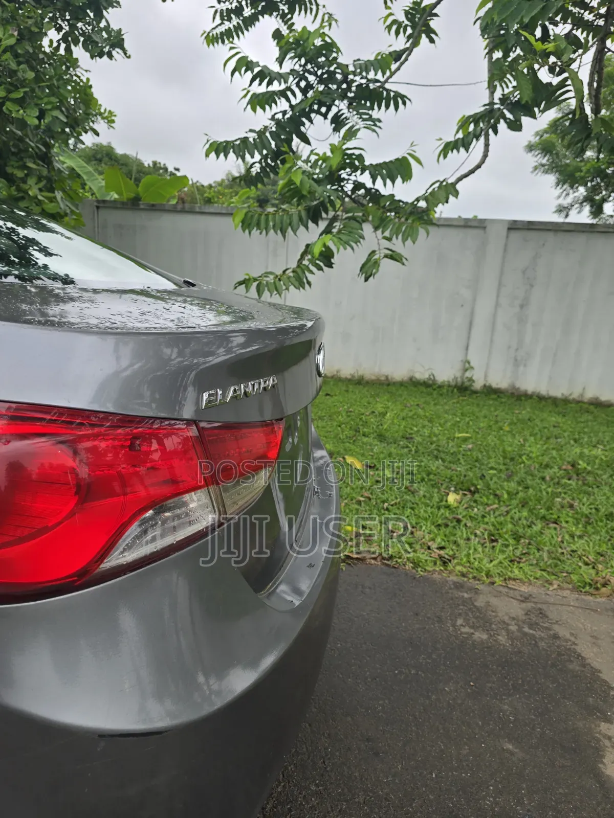 Hyundai Elantra 2013 Brown
