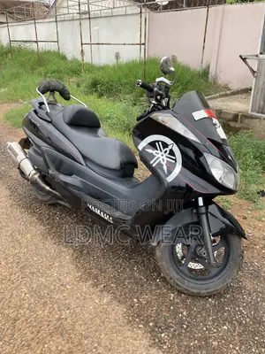 Yamaha Majesty 2018 Black