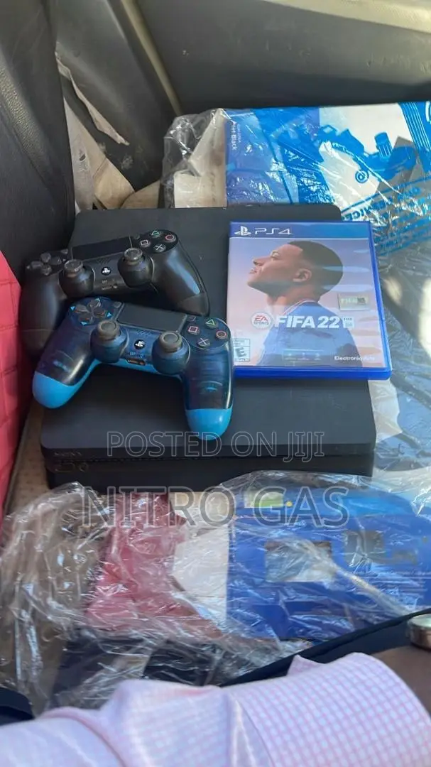 Ps4 Console