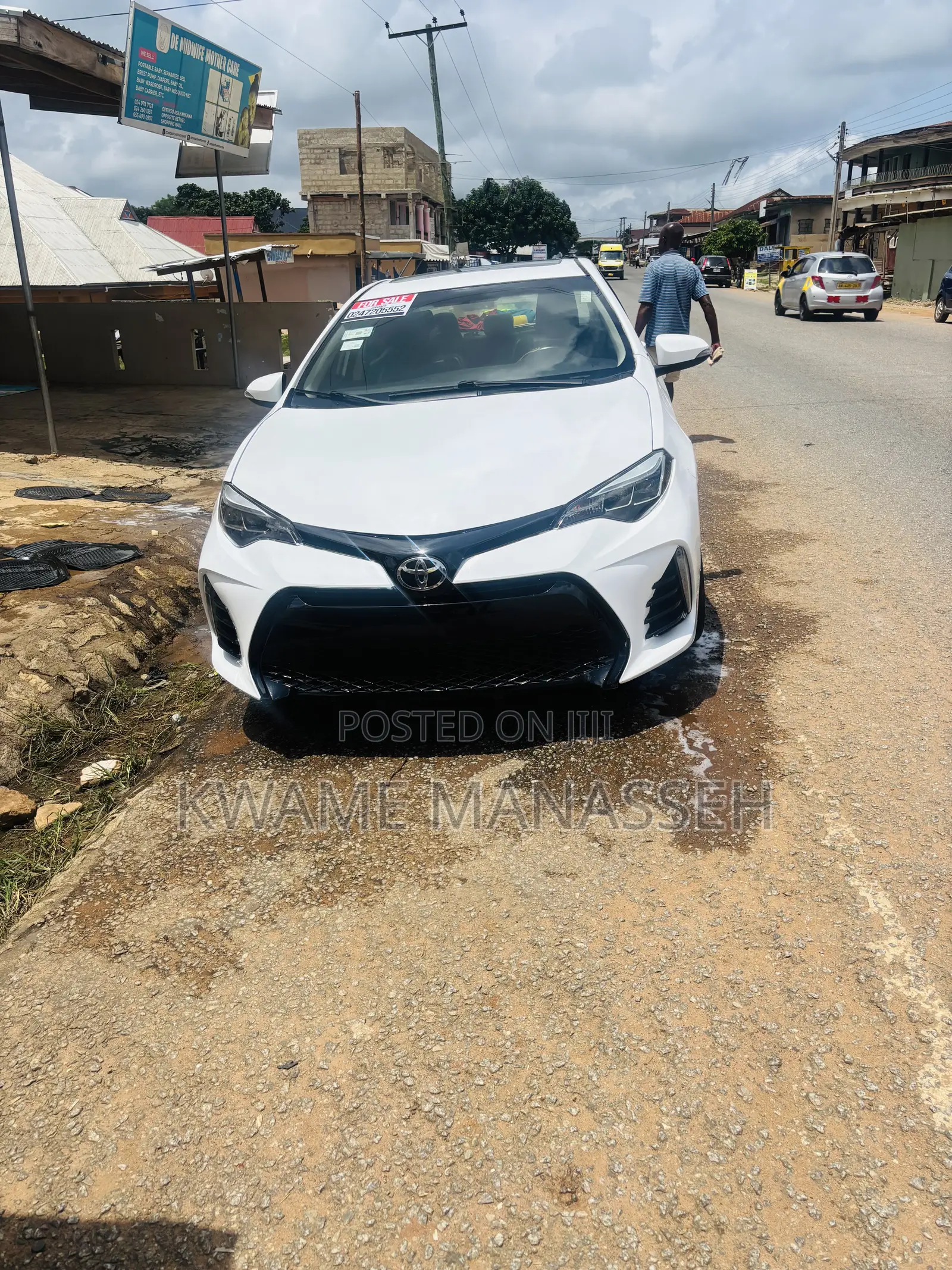 Toyota Corolla LE Eco 4dr Sedan (1.8L 4cyl CVT) 2016 White