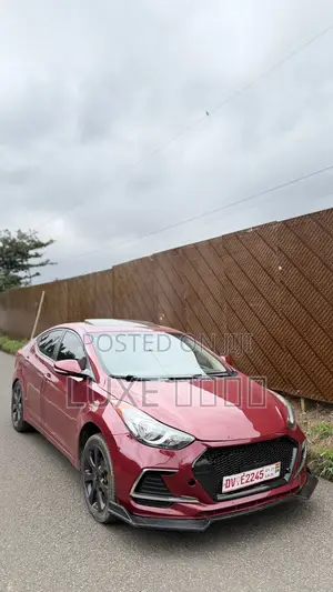 Hyundai Elantra Limited Sedan FWD (1.8L 4cyl 6A) 2013 Red