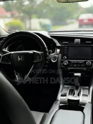 Honda Civic EX-L Sedan 2019 White