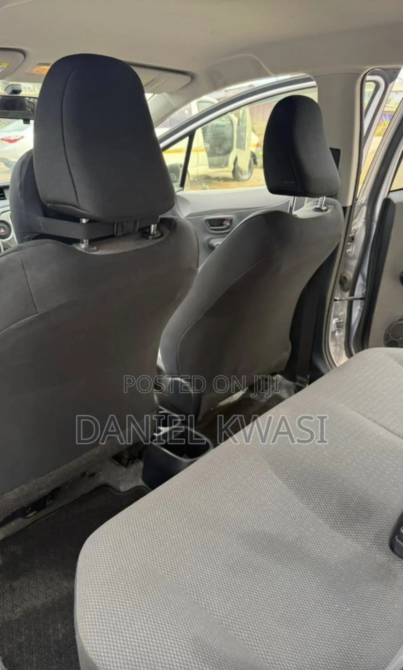 Toyota Vitz 1.0 FWD 3dr 2012