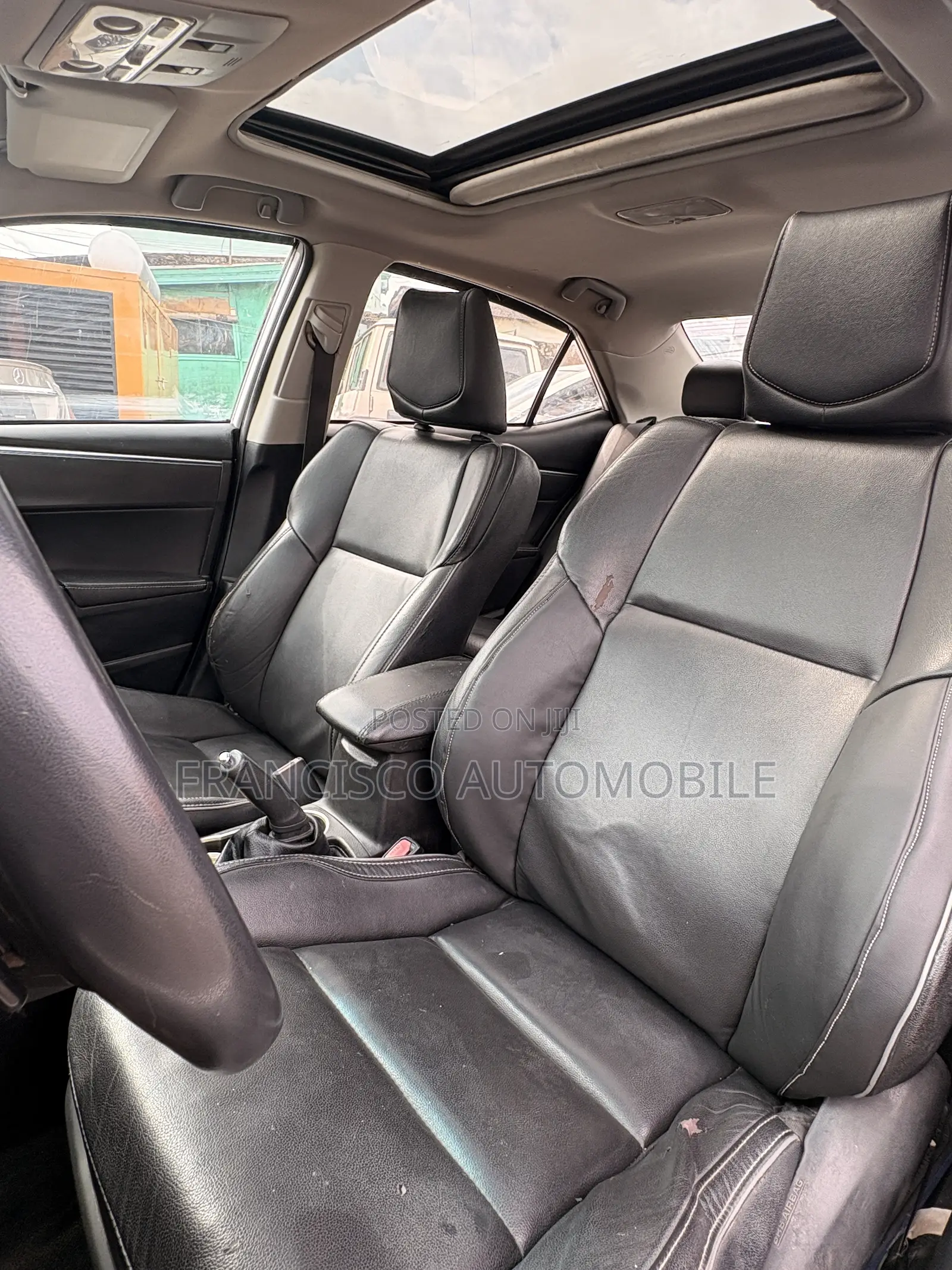 Toyota Corolla S 4dr Sedan (1.8L 4cyl CVT) 2015 White