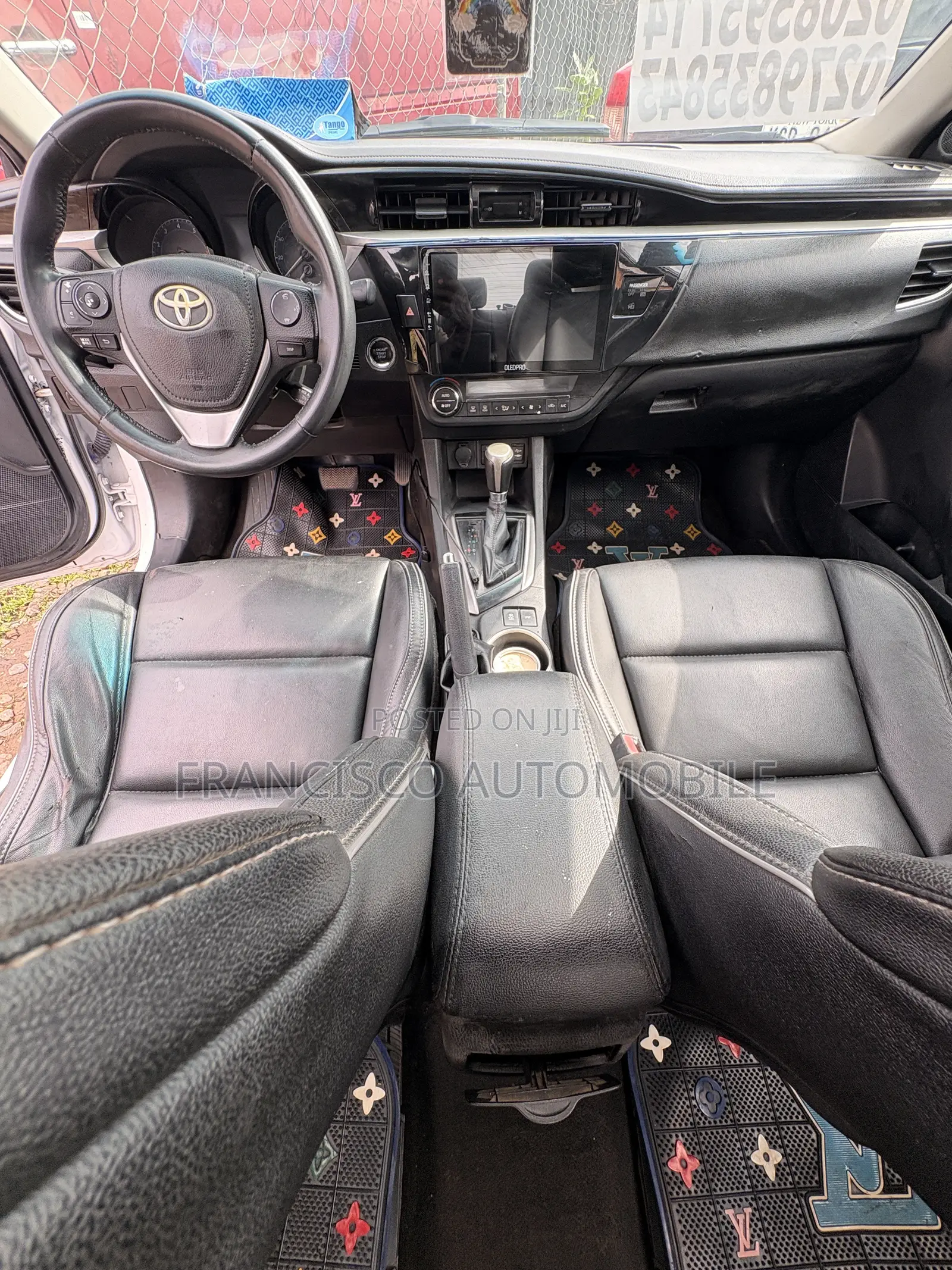 Toyota Corolla S 4dr Sedan (1.8L 4cyl CVT) 2015 White