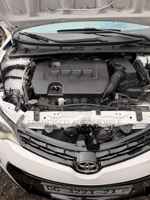 Toyota Corolla S 4dr Sedan (1.8L 4cyl CVT) 2015 White