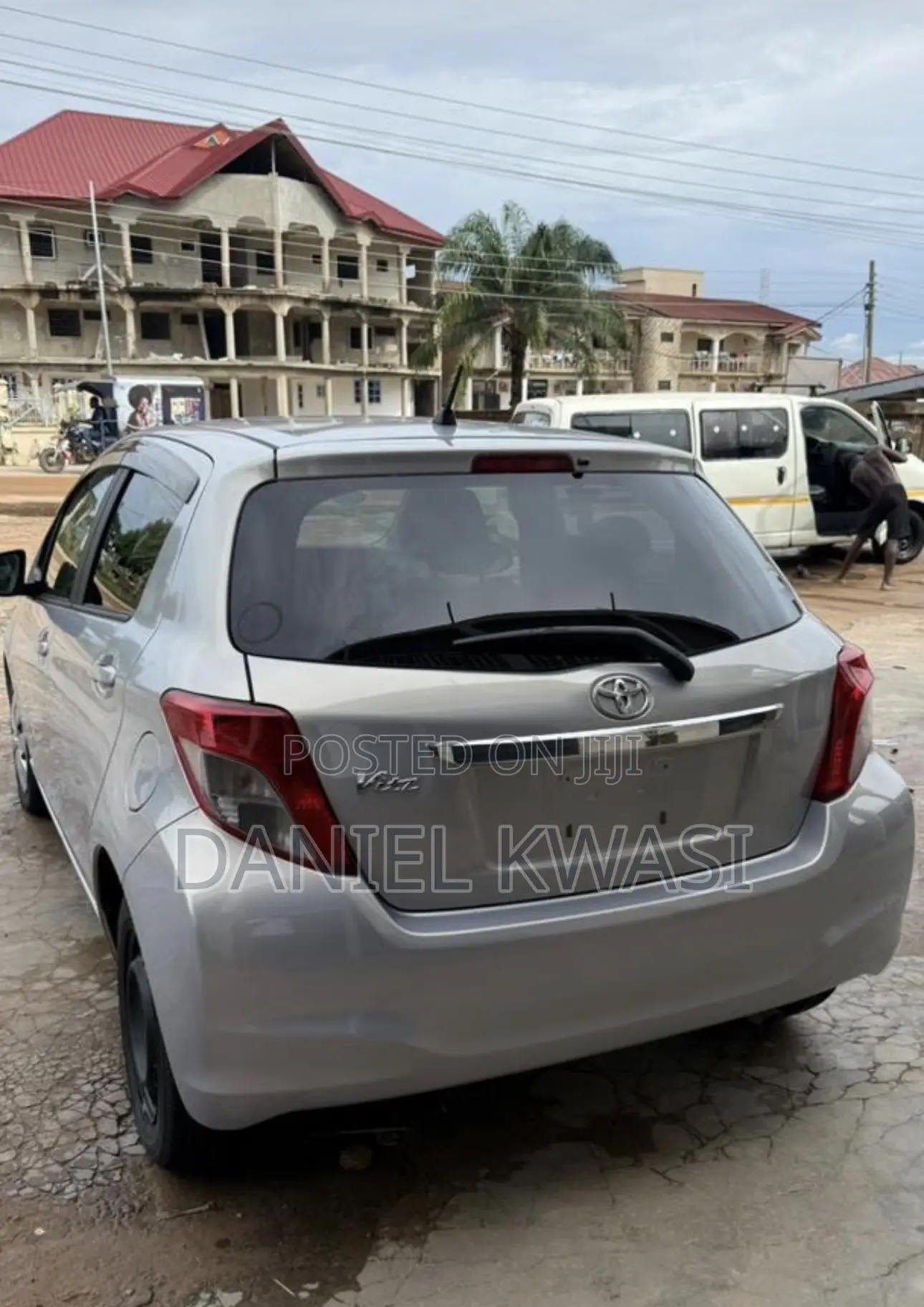 Toyota Vitz 1.0 FWD 3dr 2012