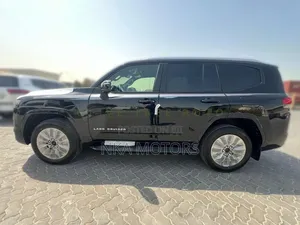 New Toyota Land Cruiser 79 Series 2025 Black