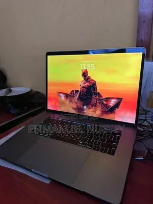 Laptop Apple MacBook Pro 2018 32GB SSD 512GB