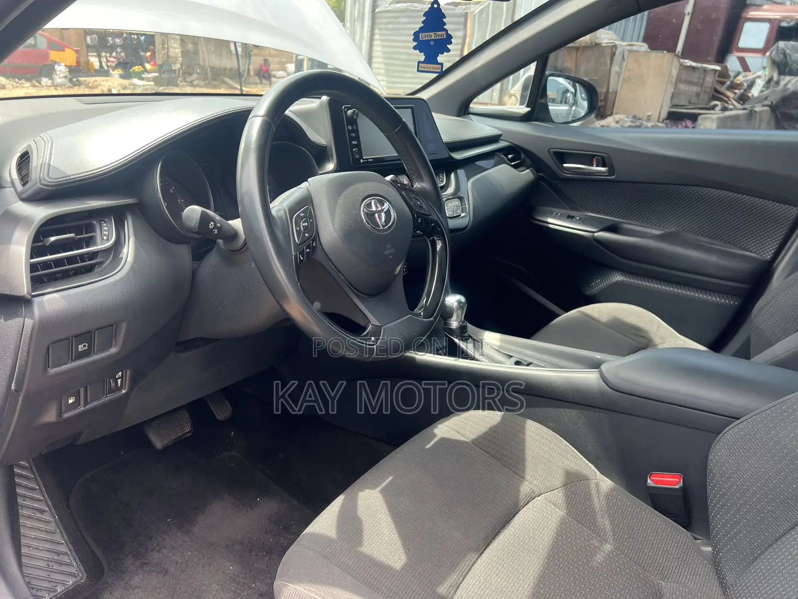 Toyota C-HR 2017 Gray