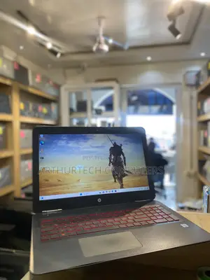 Laptop HP Omen 15-ce0xx 16GB Intel Core i7 HDD+SSD 256GB