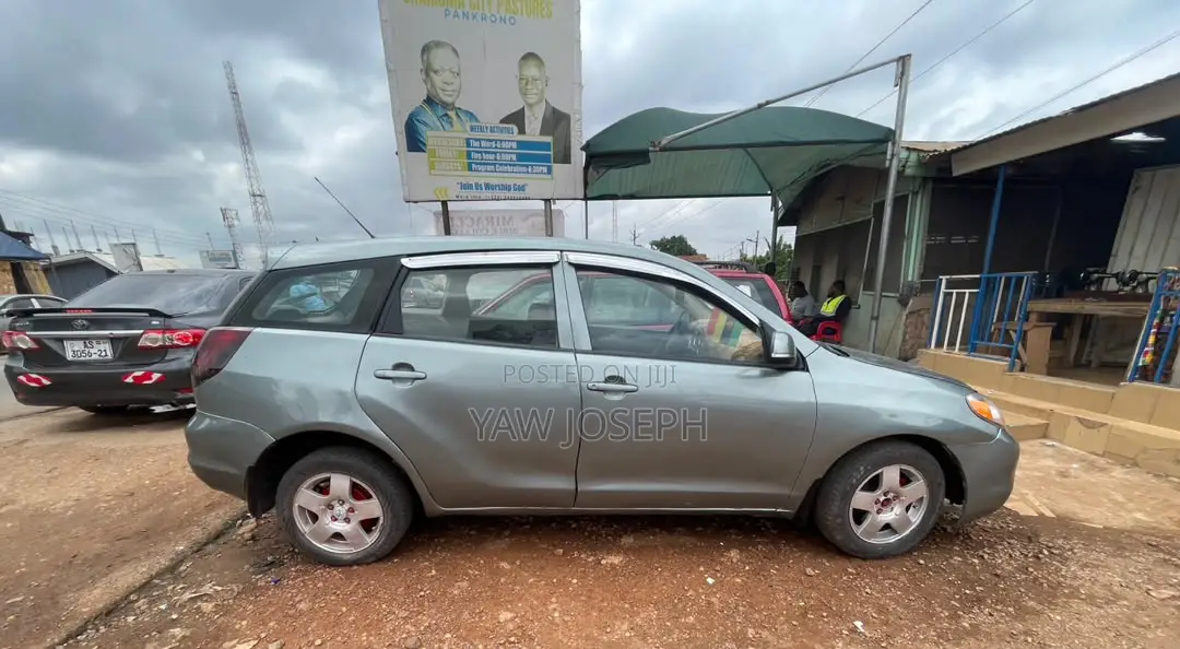 Toyota Matrix 2007 Green