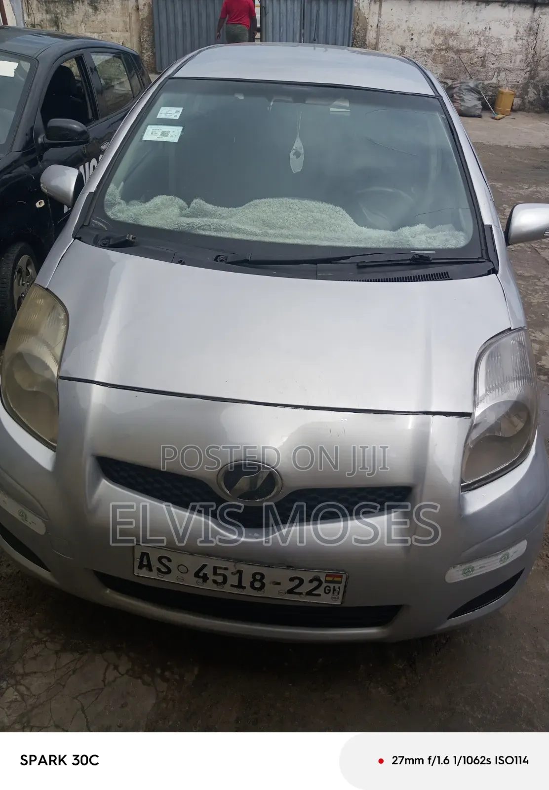 Toyota Vitz 2010 Gray