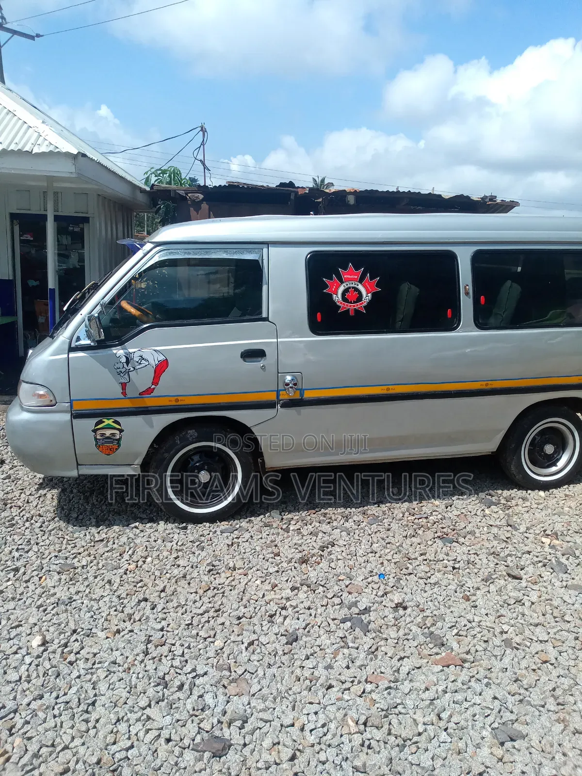 Hyundai H-100 2004 Silver