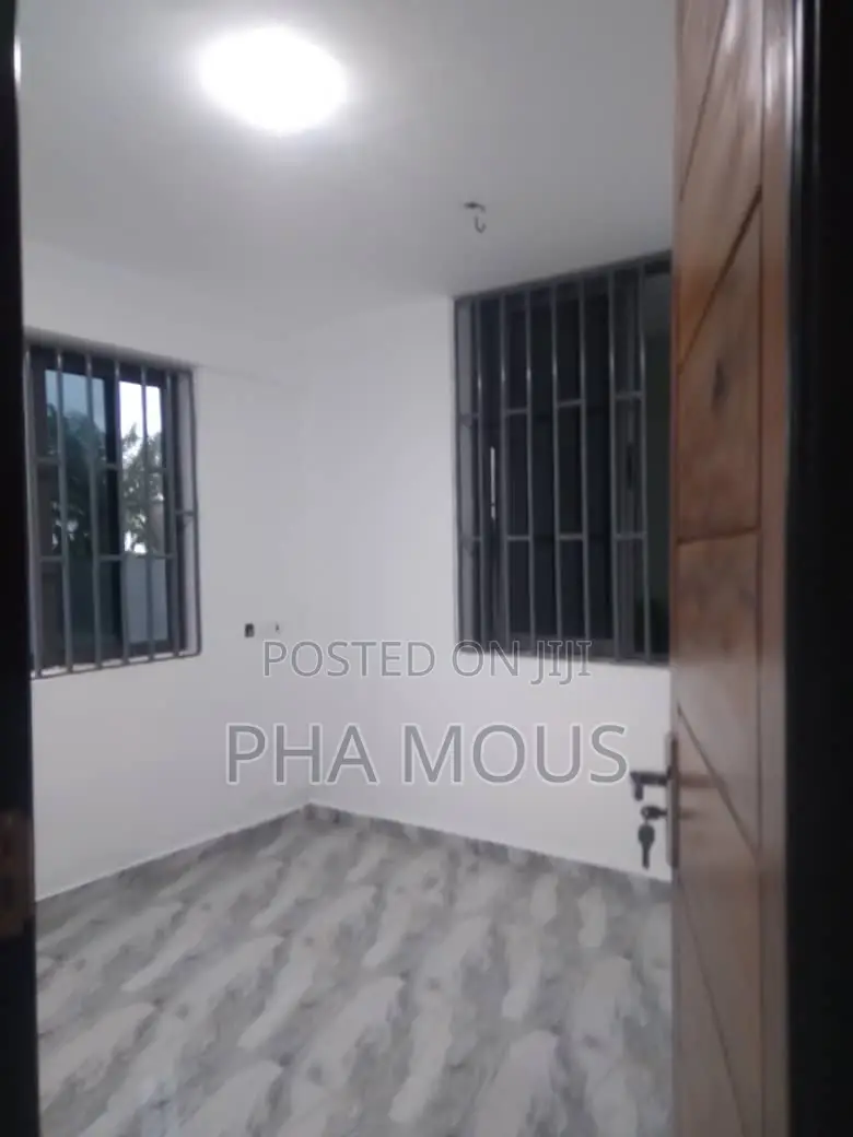 2bdrm Apartment in Ofankor for rent