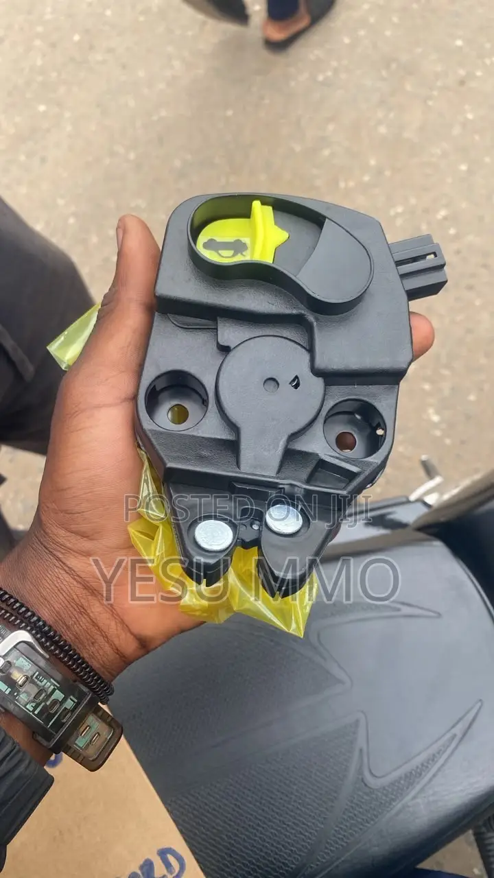 Honda Civic 2016 Boot Lock