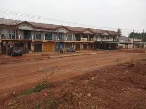 5bdrm House in Brother K Estate, Kumasi Metropolitan for sale