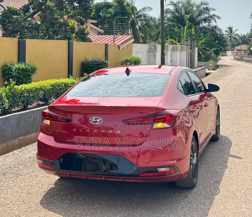 Hyundai Elantra Value Edition 2019 Red