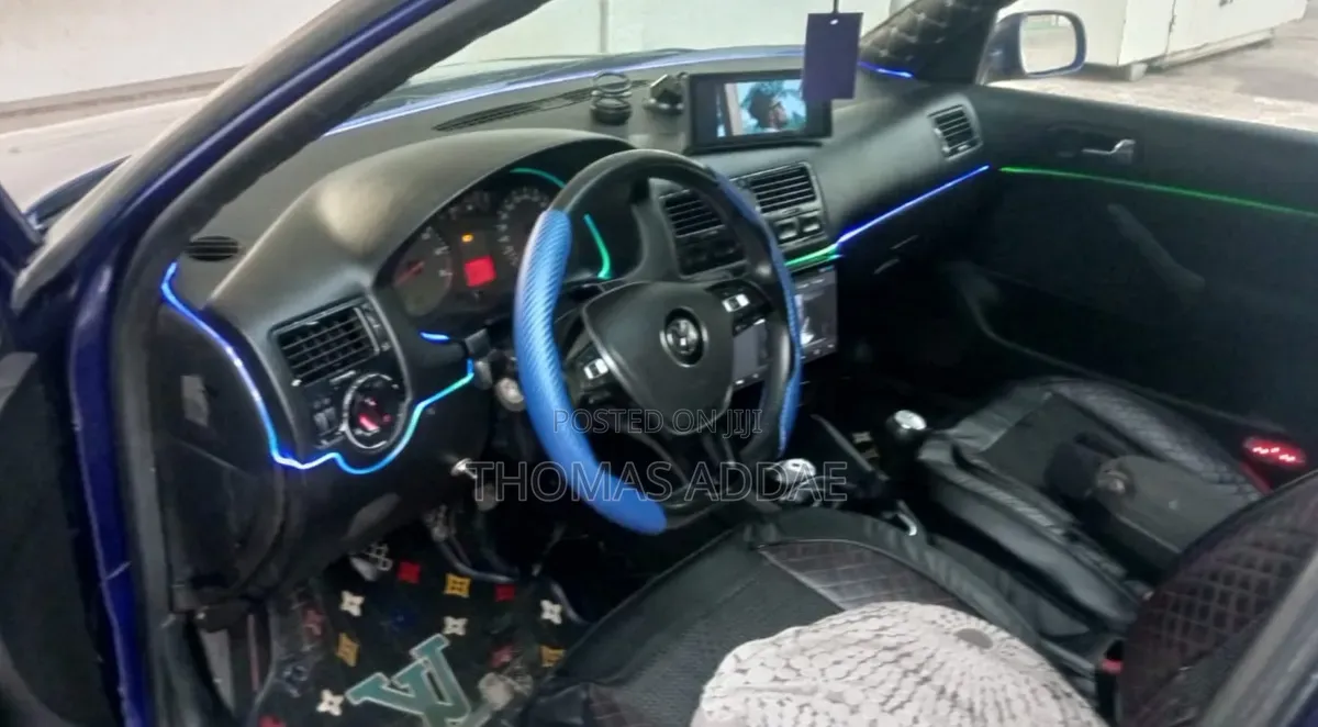 Volkswagen Golf 1999 Blue