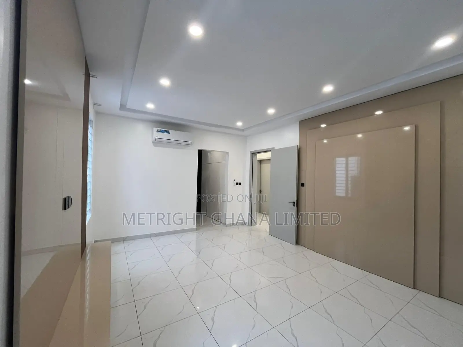 Furnished 4bdrm House in Metright Gh, Accra Metropolitan for rent
