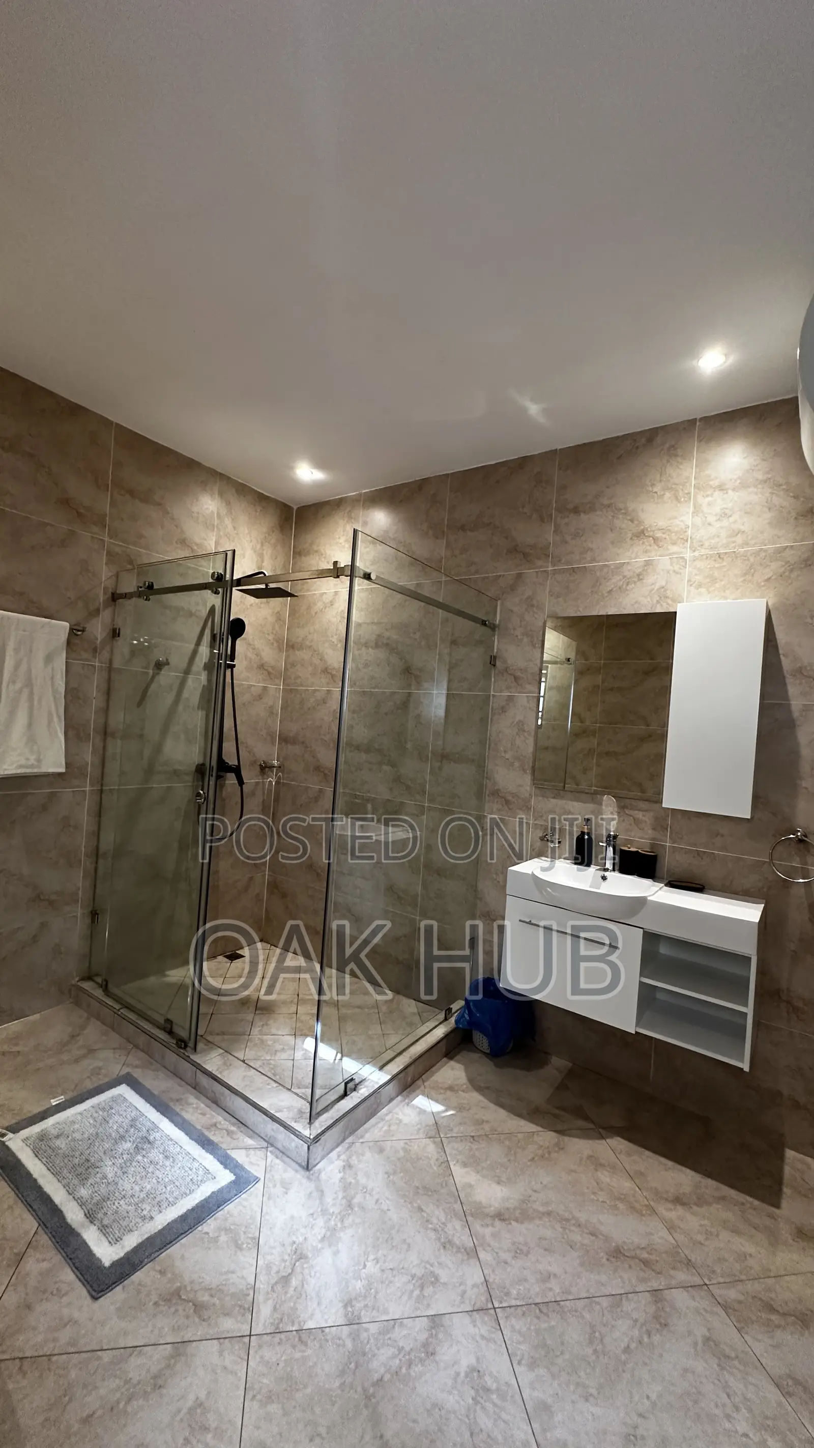 Luxury 4 Bedroom Apartment for Long and Short Stays