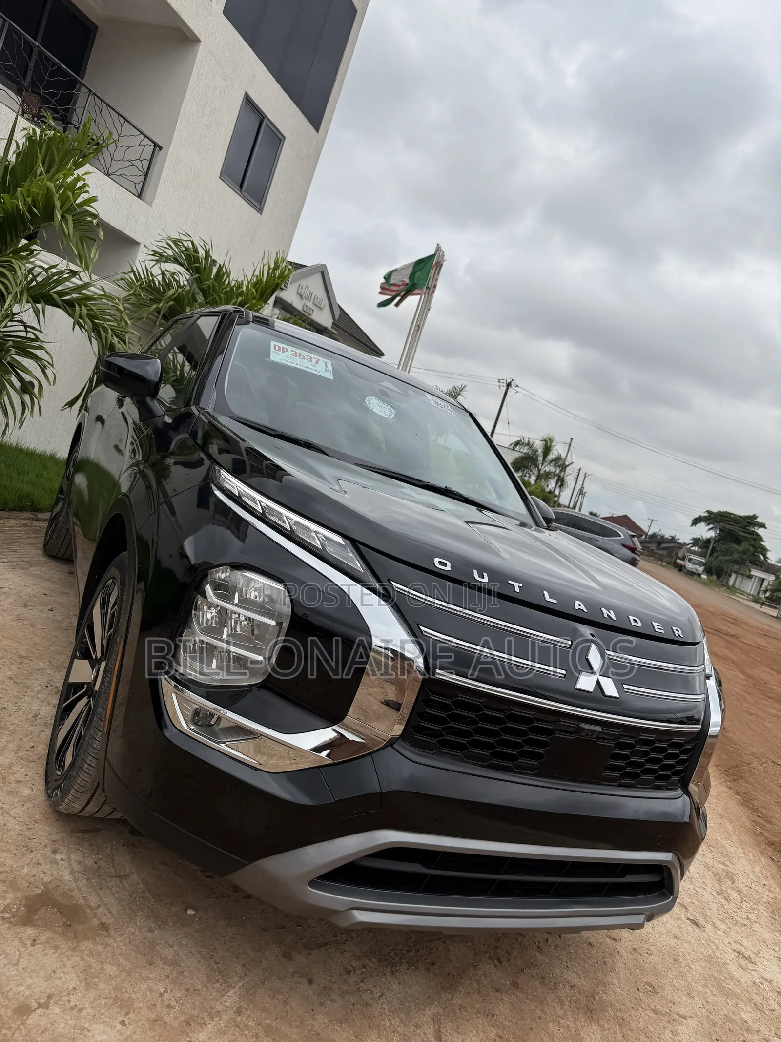 Mitsubishi Outlander SE 2025 Black