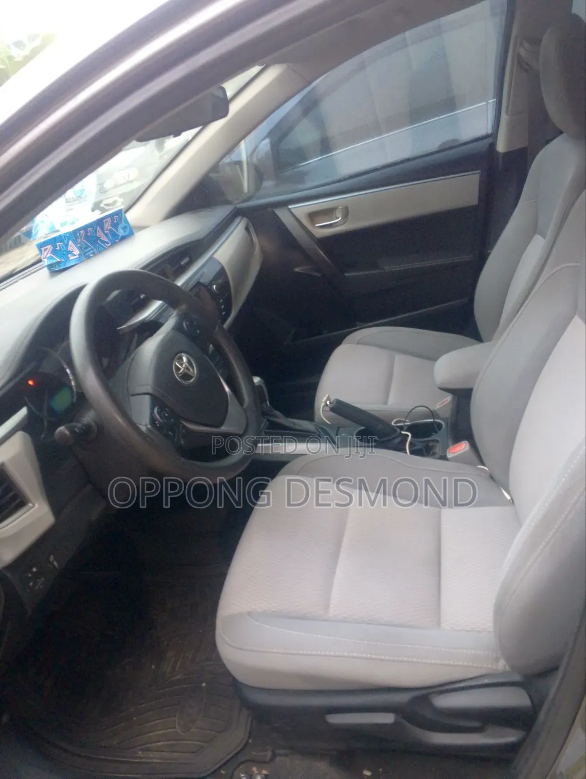Toyota Corolla LE Eco 4dr Sedan (1.8L 4cyl CVT) 2015 Gray