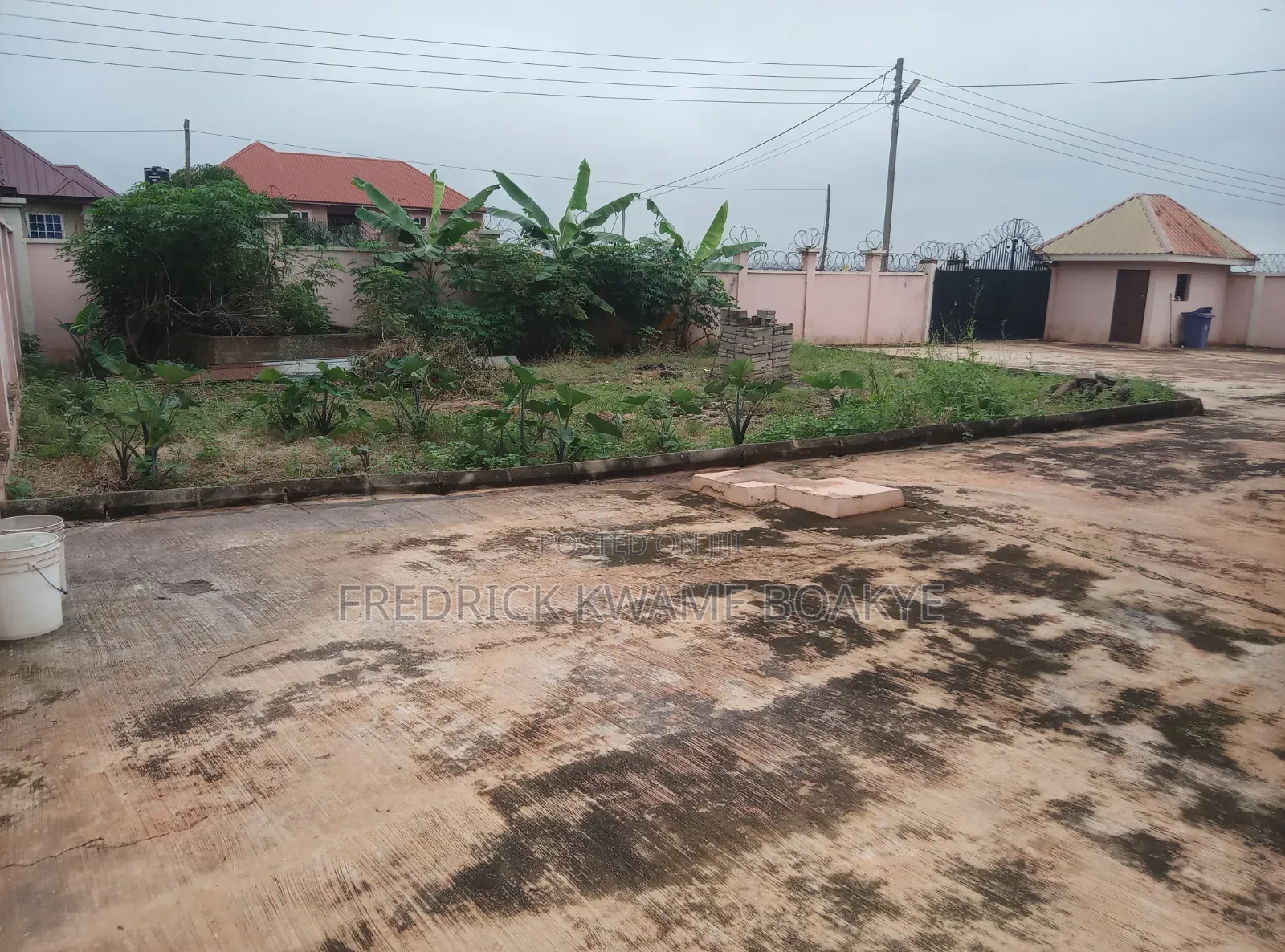 6bdrm House in Brother K Estate, Kumasi Metropolitan for sale