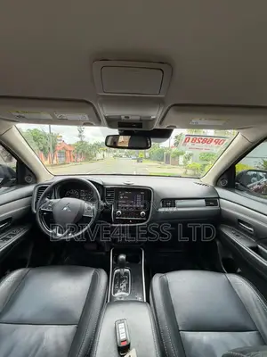 Mitsubishi Outlander 2020 Red