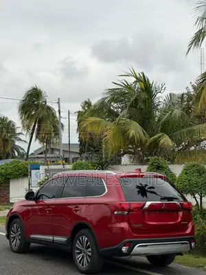 Mitsubishi Outlander 2020 Red